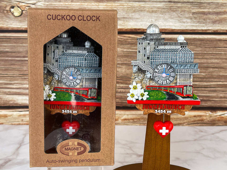 Cuckoo Clock Polyresin Magnet Auto-swing 自動搖擺咕咕鐘波麗樹脂磁鐵